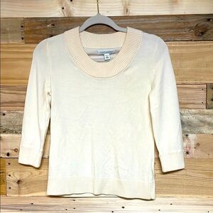 Banana Republic size Small Petite Cream Crewneck 3/4 Sleeve Lightweight Sweater